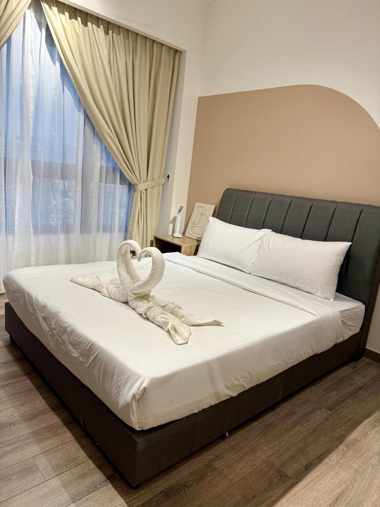 Apartemen Reizz By Global Service *