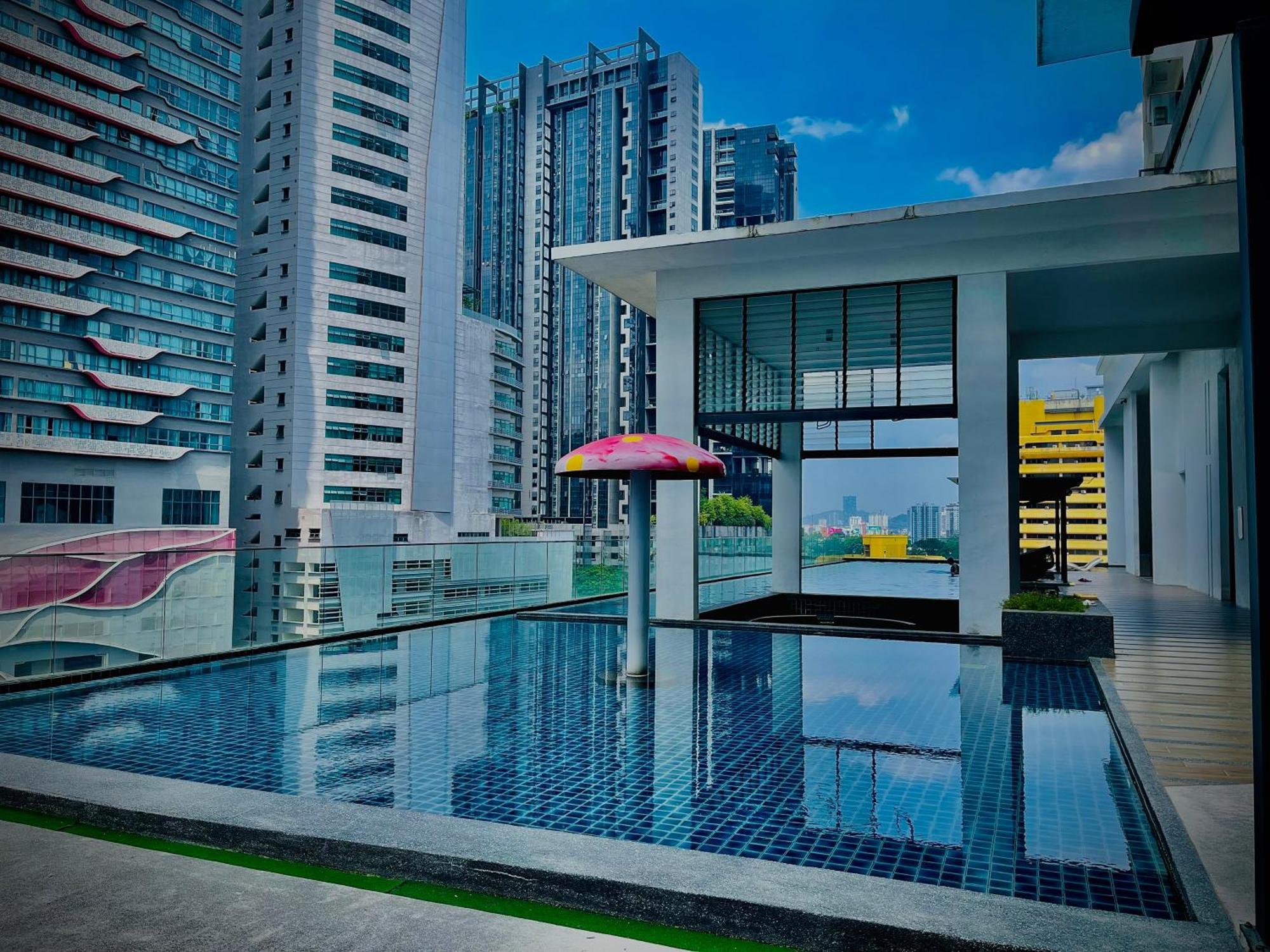 Reizz By Global Service Apartemen