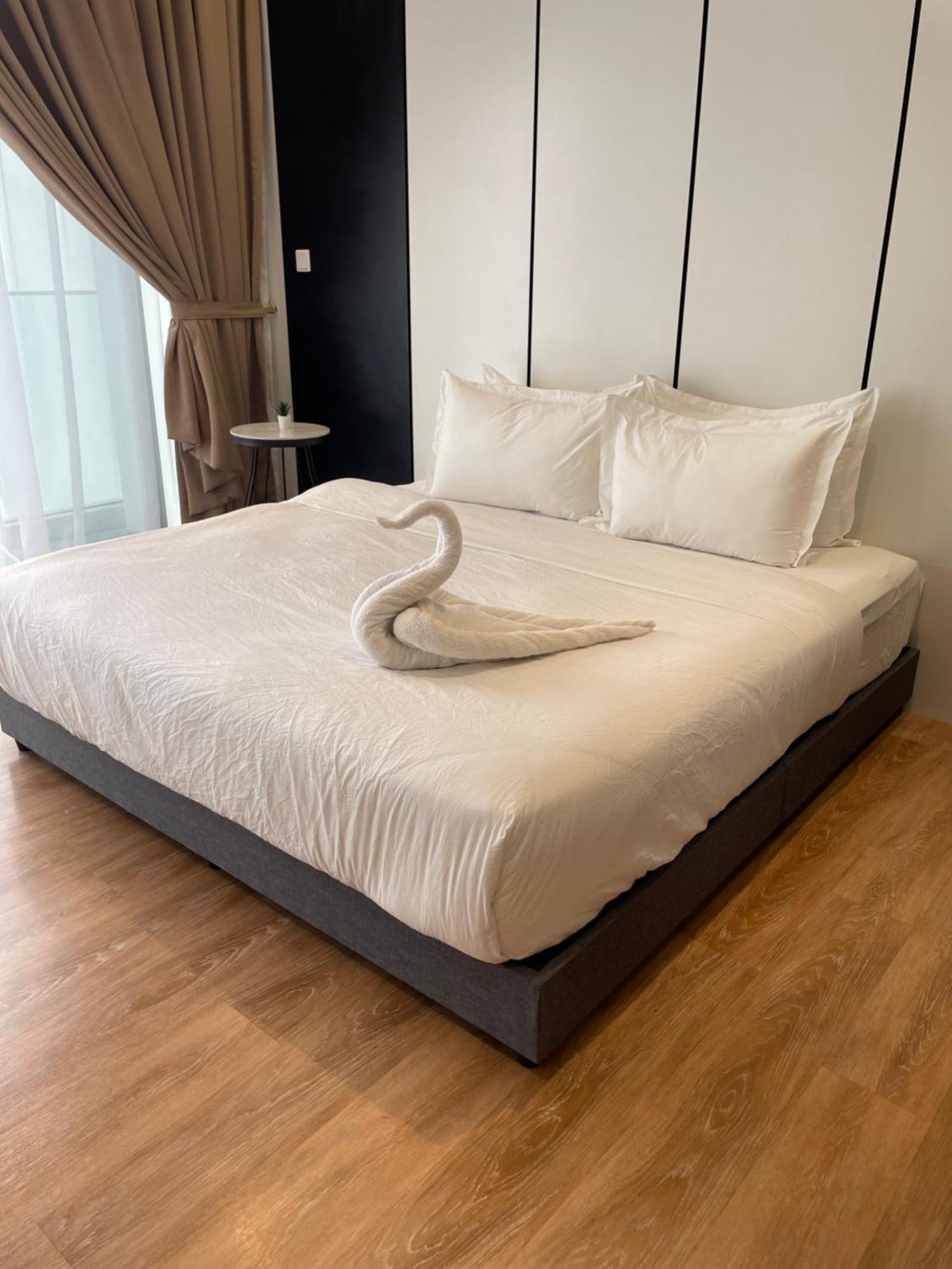 Apartemen Reizz By Global Service *