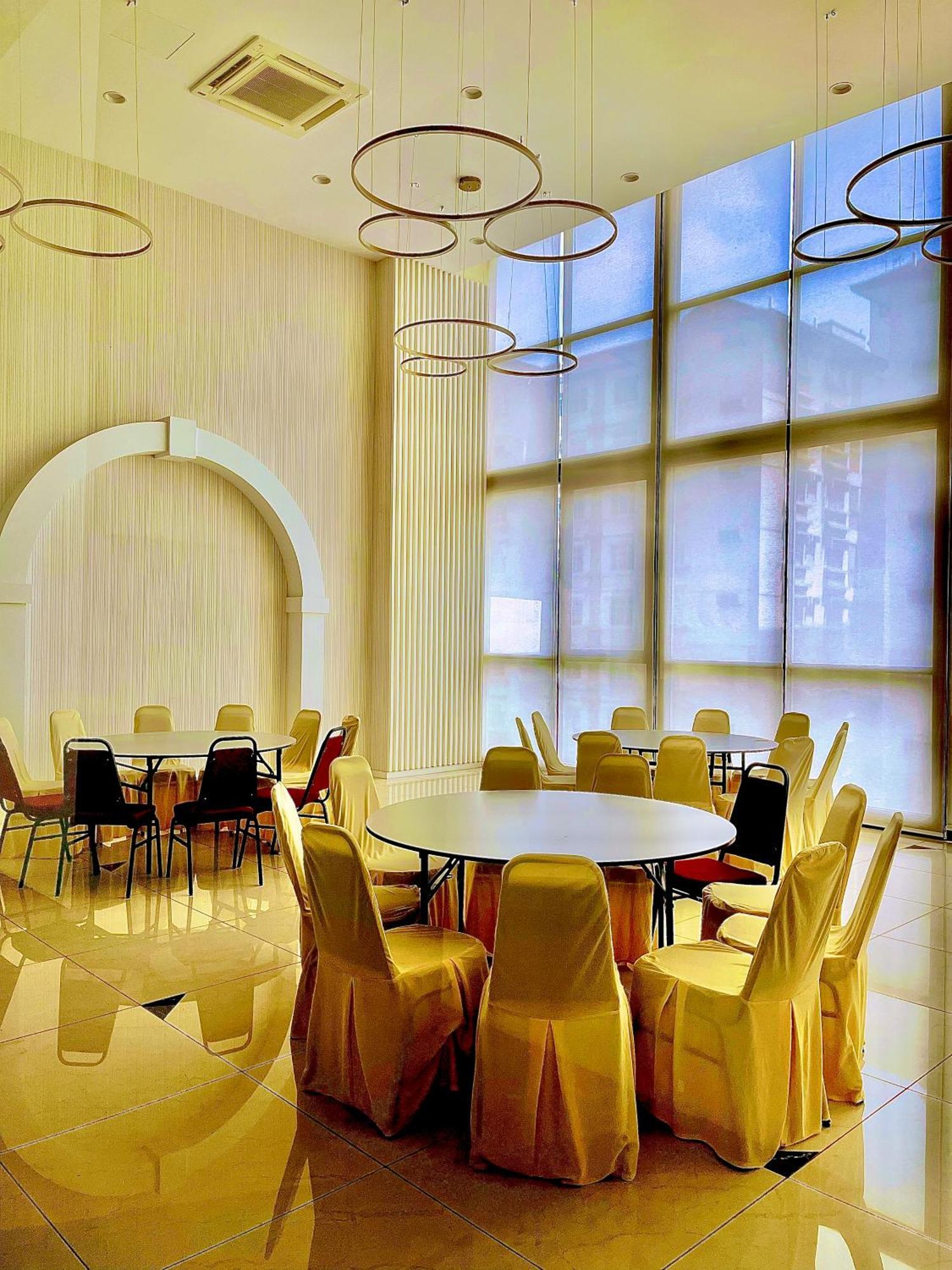 Apartemen Reizz By Global Service *